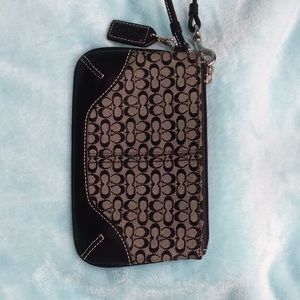 Coach Wristlet NEW w/o tags